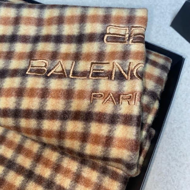 발렌시아가 빈티지 담요 블랭킷 