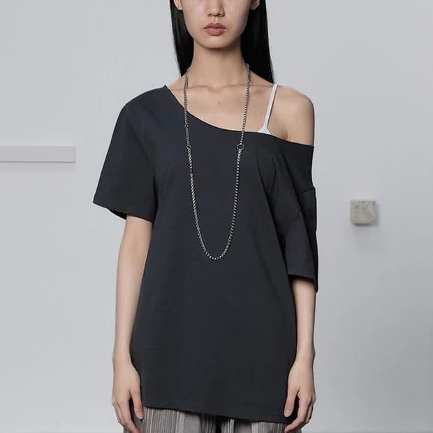 Cerric ONE SHOULDER LOOSE TOP / NAVY