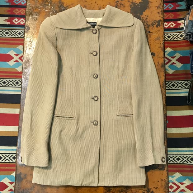 조지오 아르마니 풀버튼 와이드카라 베이지 자켓 여성 44 55 사이즈