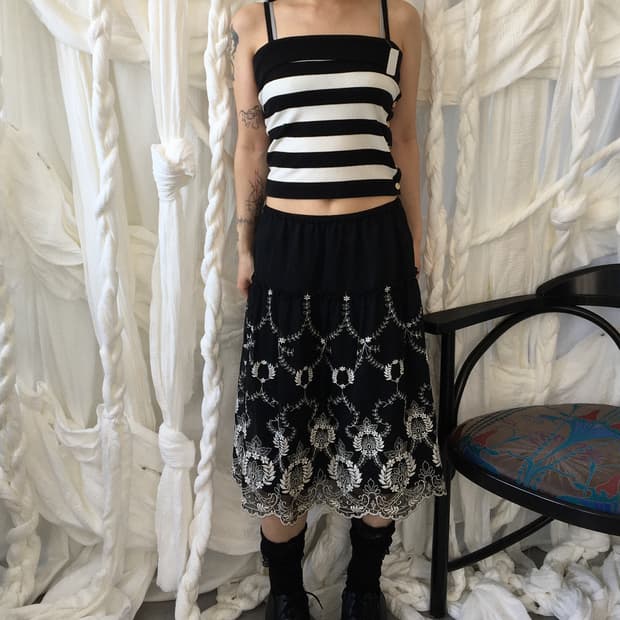 Side button point stripe pattern knit sl
