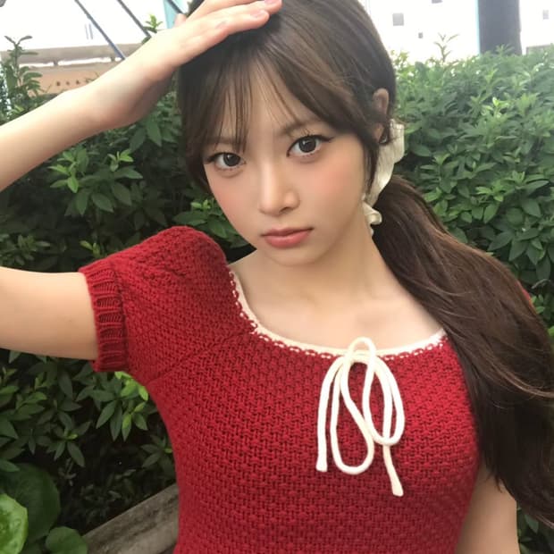 시눈 레드 퍼프 반팔 니트 탑