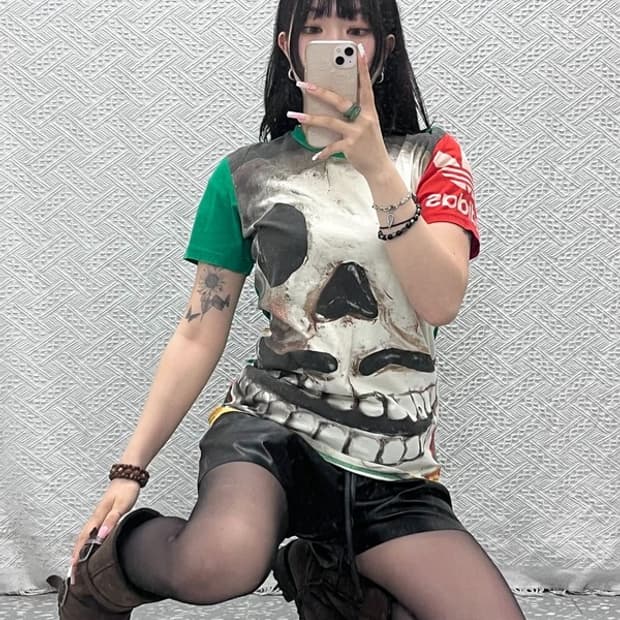 아디다스 올드스쿨 펑크 데이데드 크루 반팔티 90 C12252