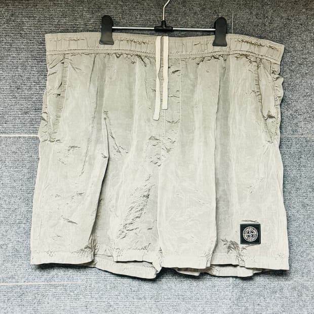 스톤아일랜드 나일론메탈 반바지
