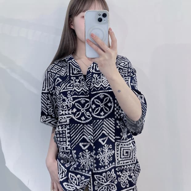 YSL 90’s 오픈카라 패턴 반팔 셔츠