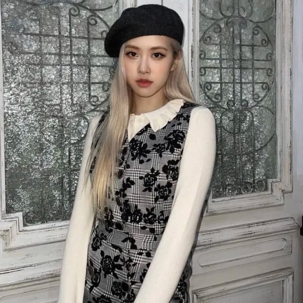 러브이즈트루 투피스 셋업 (로제착용)