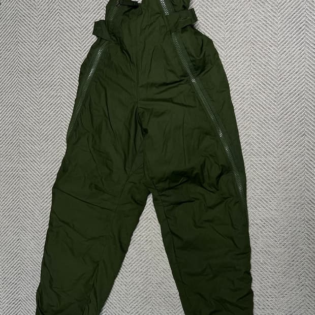 스웨덴군 M90 방한용 오버트라우저