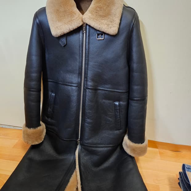 55사이즈 새상품) 100% 진짜 양가죽 무스탕 코트