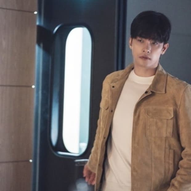 느와르 라르메스 스웨이드 자켓 48사이즈