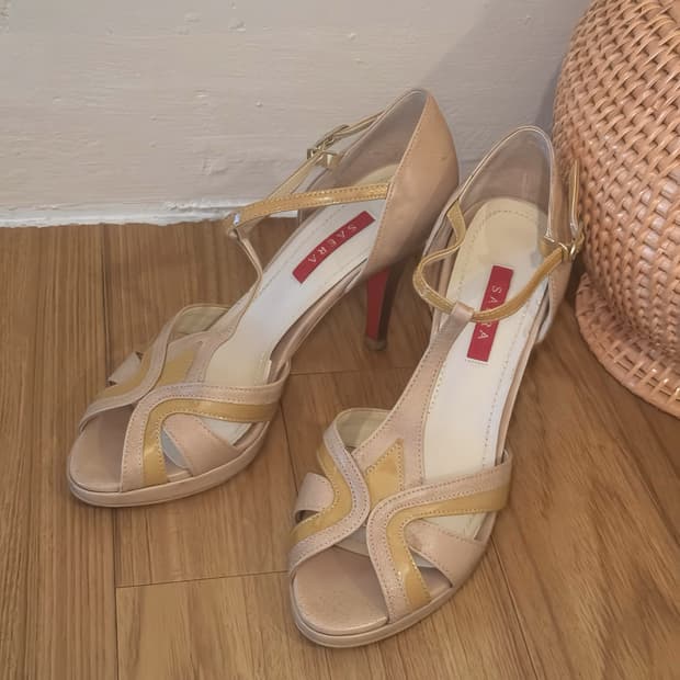 SAERA 빈티지 베이지 힐