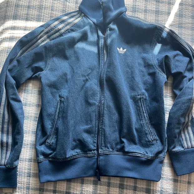 아디다스 데님 파이어버드 트랙탑