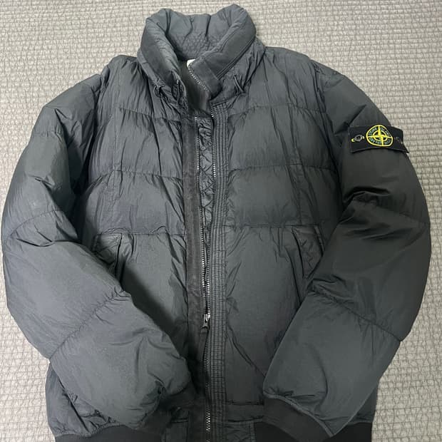 18FW 스톤아일랜드 크링클랩스 숏패딩