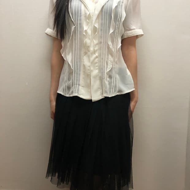빈티지 화이트 프릴 블라우스