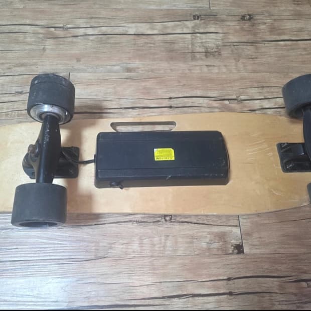 전동스케이트 보드 입니다