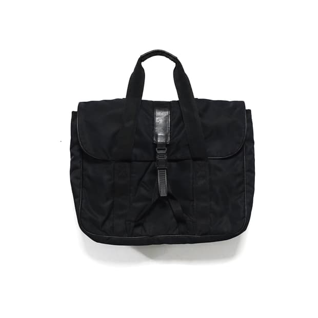 ISSEYMIYAKE 이세이미야케 아카이브 유틸리티 버클 플라이트 토트백