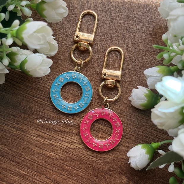 루이비통 모노도넛 백참 키링 키체인