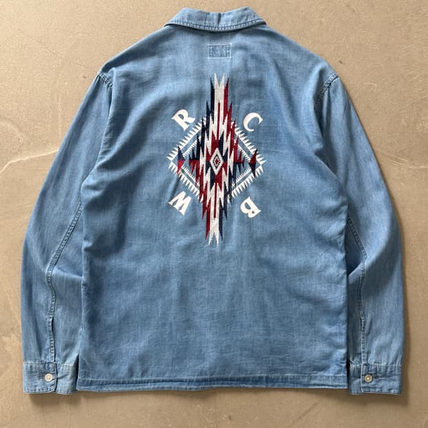 RODEO CROWNS Western Denim Shirt