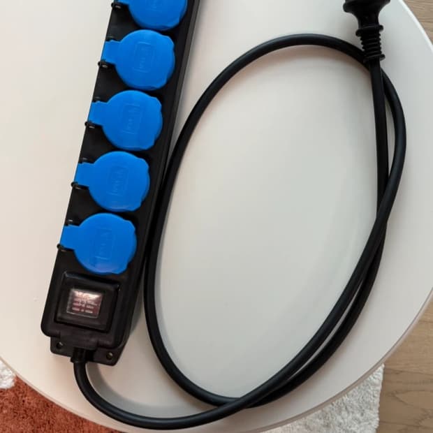 사무엘스몰즈 멀티탭 6구