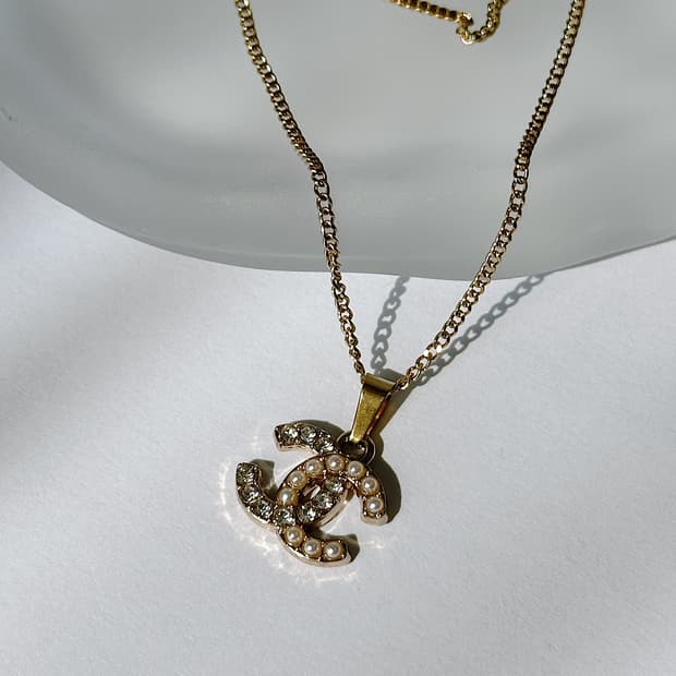 샤넬 cc로고 하프진주 업사이클링 목걸이 골드