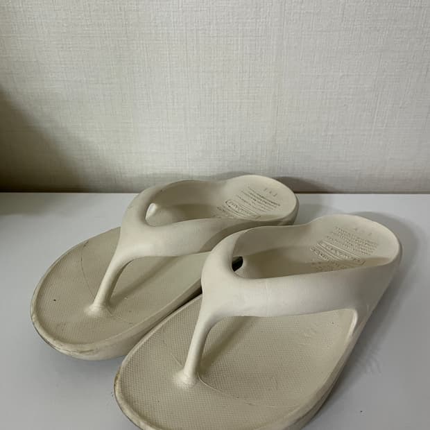 뉴발란스 토앤토 쪼리