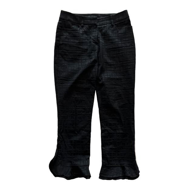 TO BE CHIC slim-fit shorts