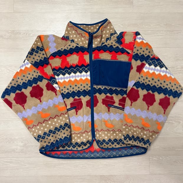  URBAN OUTFITTERS 빈티지 라인 후리스 