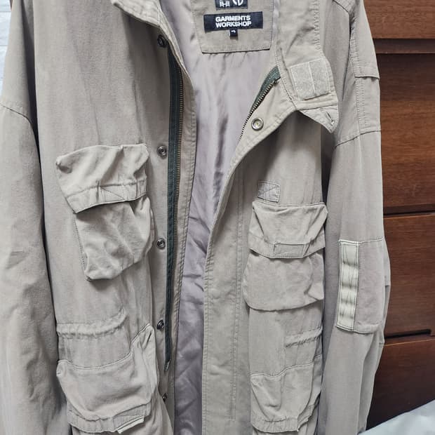 폴리테루 필드파카 카키 4사이즈