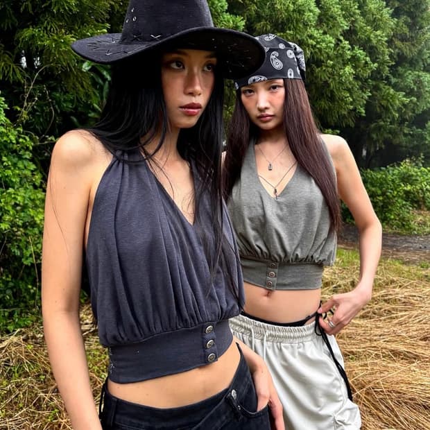 [ yeel leey ]DRAPED HALTER NECK TOP 홀터넥탑