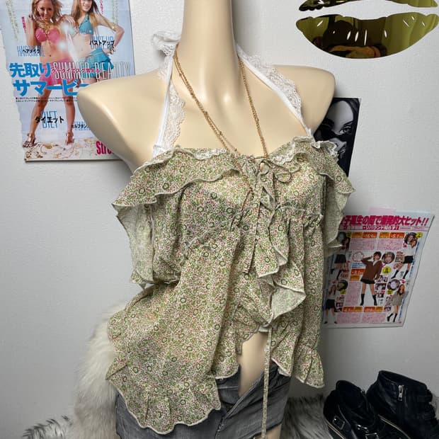 페어리 갸루 프릴 오프숄더 블라우스