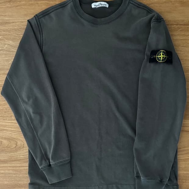 스톤아일랜드 맨투맨 (L)