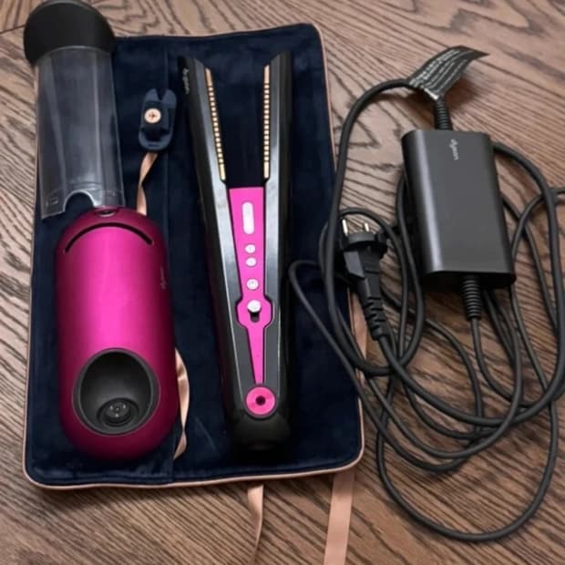 세일!!(거의새제품!정품)다이슨 헤어스트레이트너 풀패키지구성+정품가방