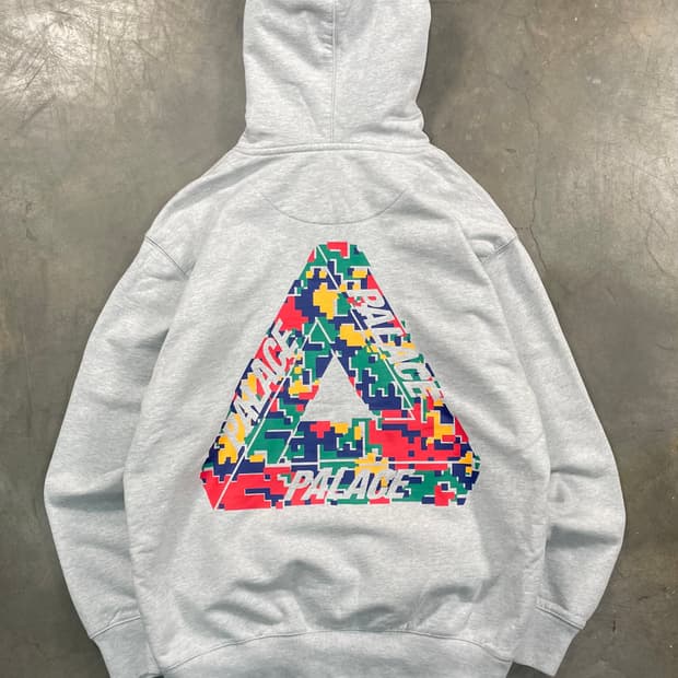 팔라스 tri digi 스웻후드