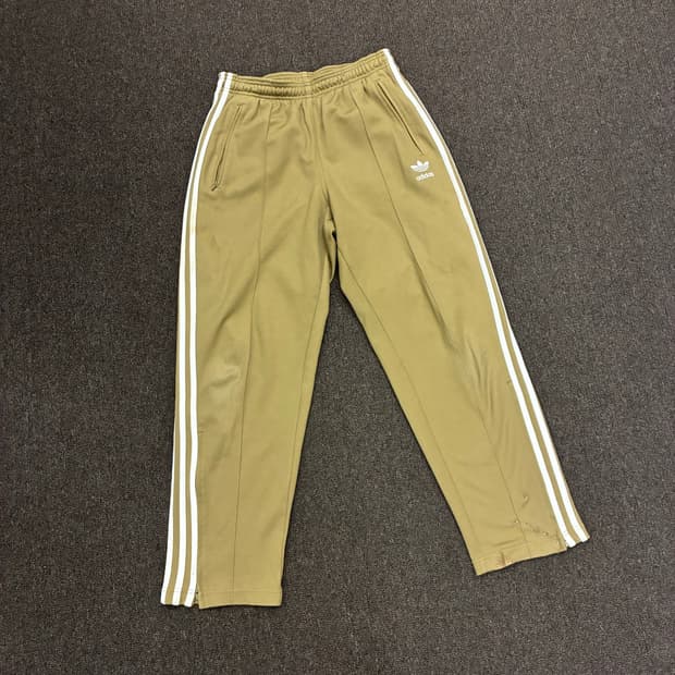 M)Adidas 빈티지 남성 베이지 트랙팬츠(찢어짐)