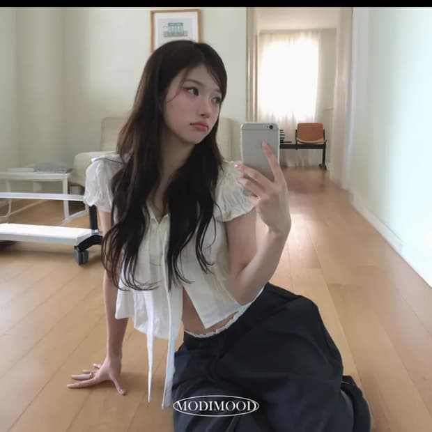  모디무드 크롭타이블라우스