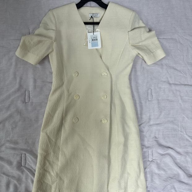 산드로 베이지 미니 원피스