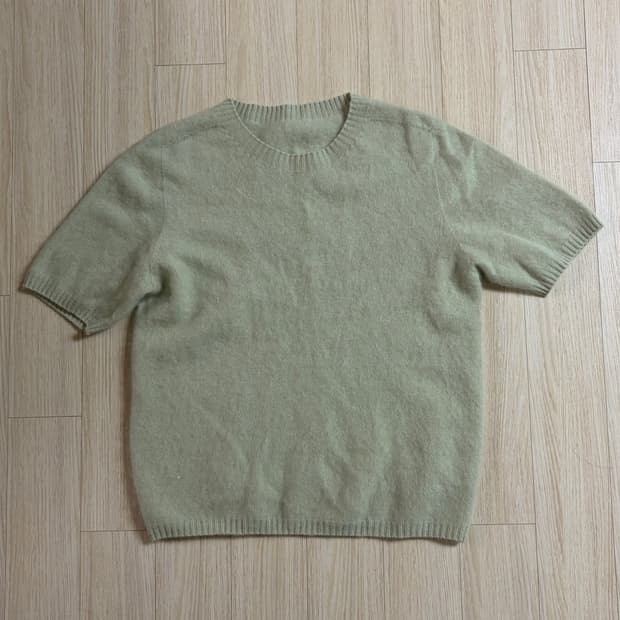 (실착1회) 연두색 니트반팔티