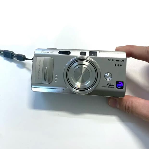 후지 파인픽스 F810 디지털 카메라