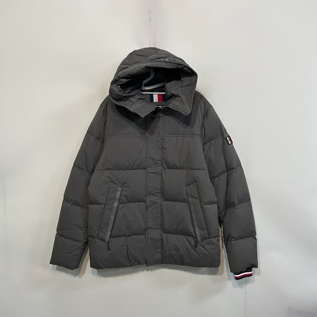 타미힐피거 남성 다운 패딩 95-100정도 상태최상