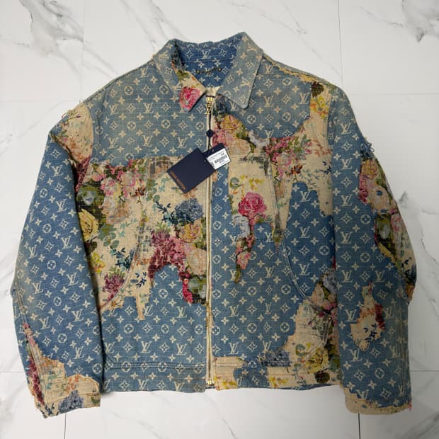 새상품 루이비통 디스트로이드 플라워 워크웨어 데님 자켓 54 백화점택