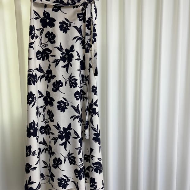 플라워 맥시 스커트