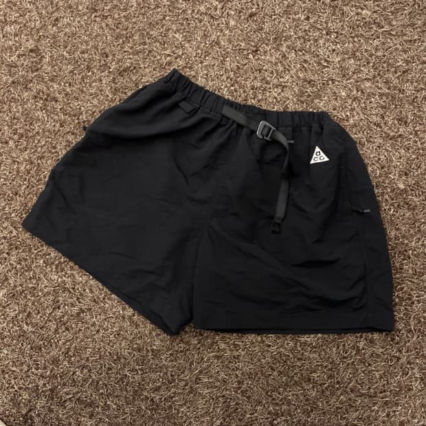 나이키 ACG 하이킹 나일론 쇼츠