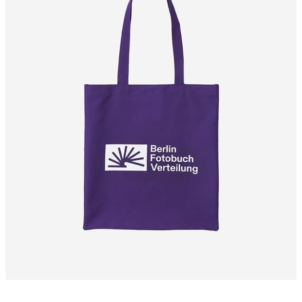 베를린 포토북 디스트리뷰션 002백 퍼플