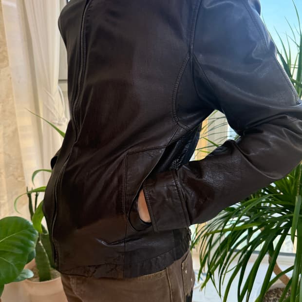 코데즈 컴바인 하이넥 카우하이드 사선 레더 자켓