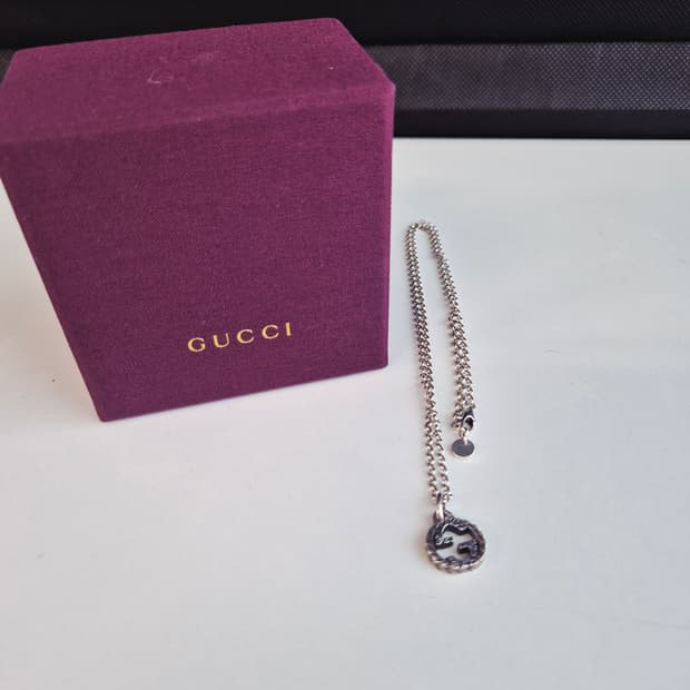 구찌 인터로킹 목걸이 (새상품급) 남녀공용