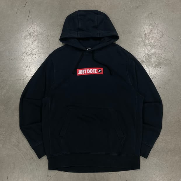 나이키 블랙 컬러 박스 로고 후드티