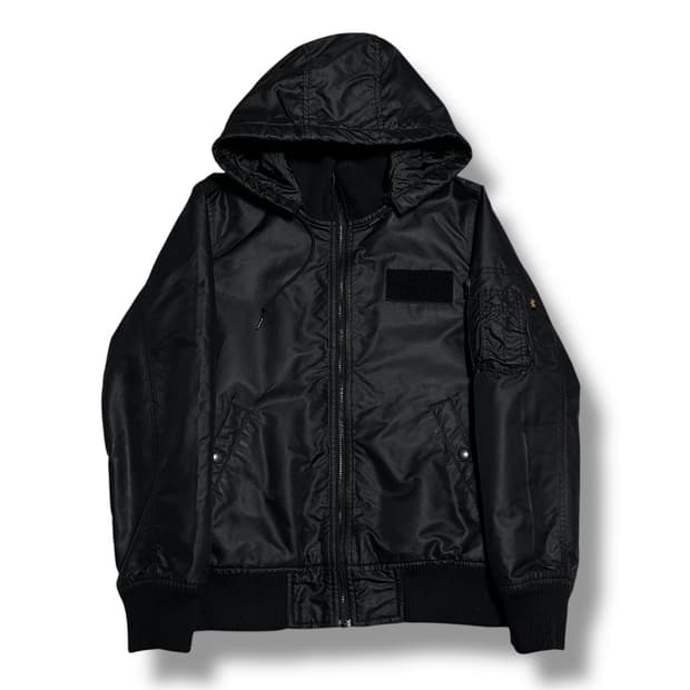 Alpha Industries 블랙 MA-1 후드 항공점퍼