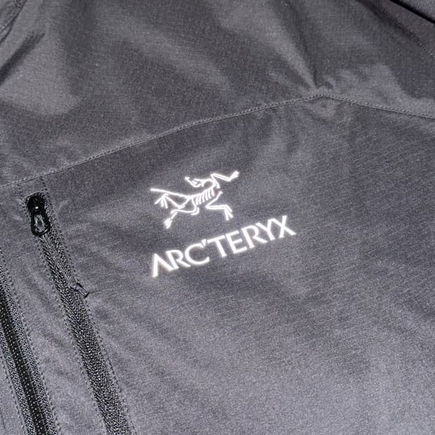 아크테릭스 스쿼미시 후디 블랙