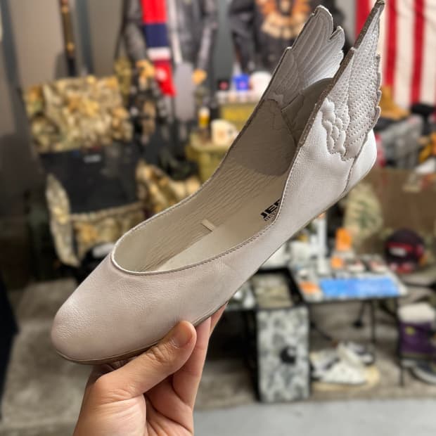 아디다스 x 제레미스캇 윙 발레 플랫슈즈 (245)