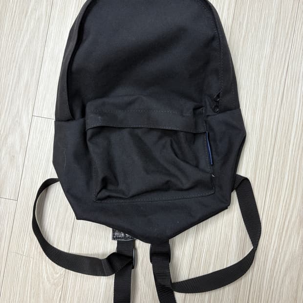 꼼데가르송 백팩