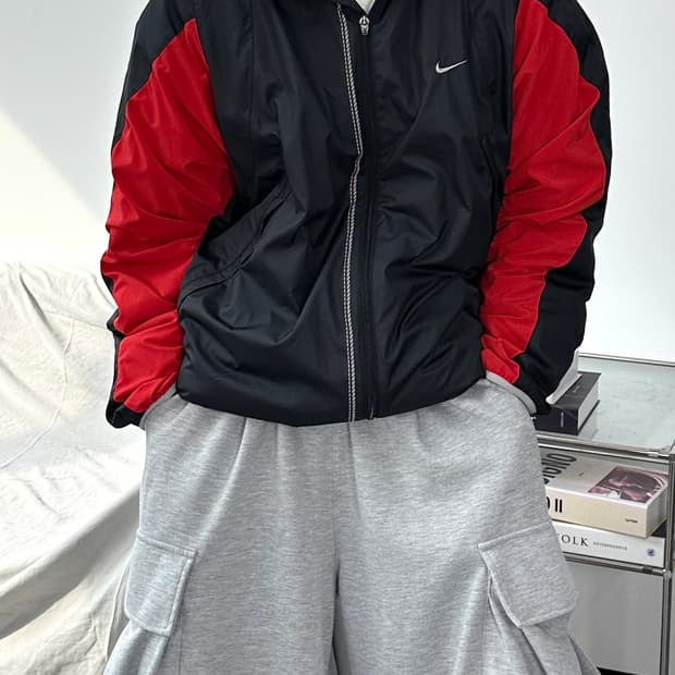 나이키 00s 블랙 레드 바람막이 2XL