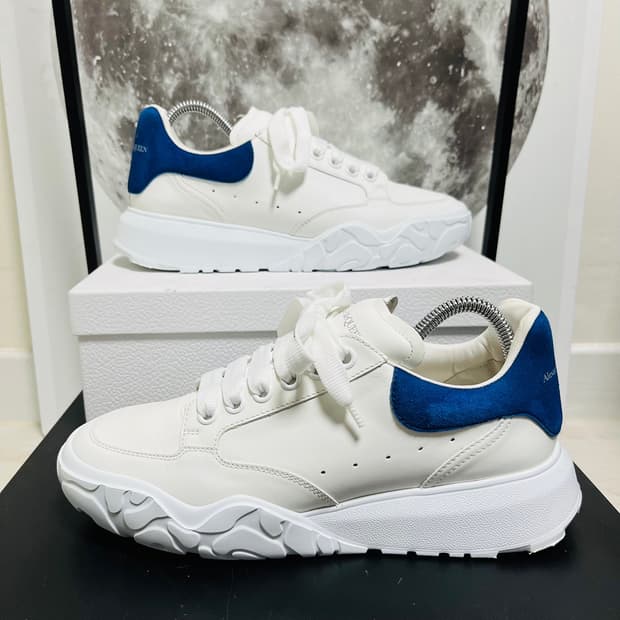 정품 40.5) 알렉산더 맥퀸 코드 트레이너 오버솔 스니커즈 260